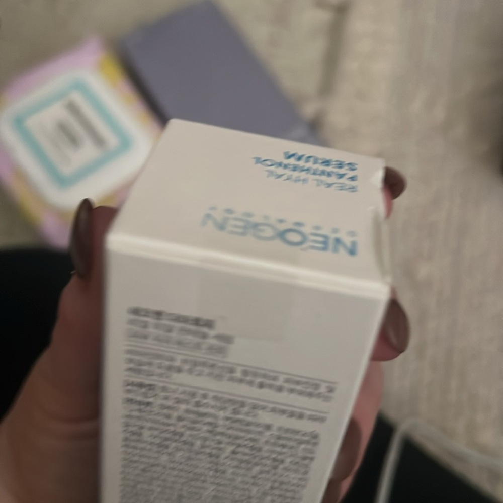 Neogen Dermalogy Pan Hyal Panthenol Hydrating Serum - Picture 4 of 5